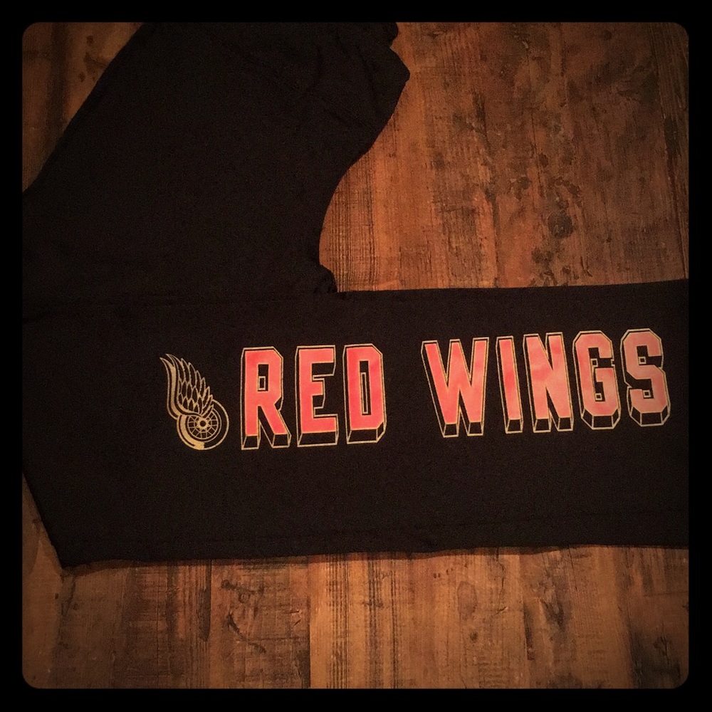 Red Wings pants❤️🔥❤️
